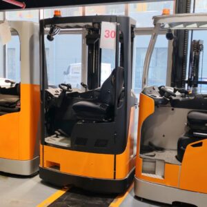 STILL FM 14 Reach Truck – 1.4 TON – 2002 1
